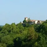 A Avec Piscine Partagee *